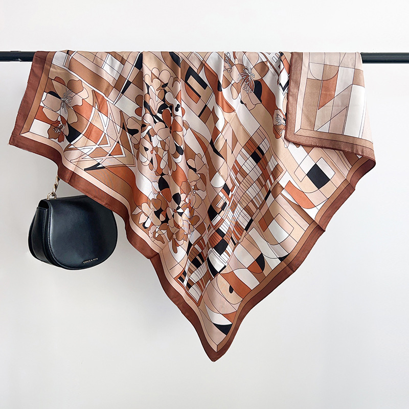 Новый квадратный шелковый плат – обзор и цена Scarf Silk Square